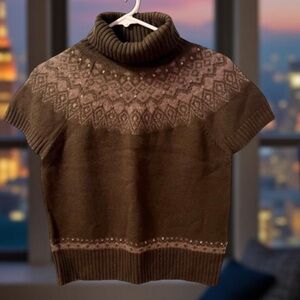 Merino wool sweater w goldthread & sequence Jones New York P2P 18”
L 20” L NWOT